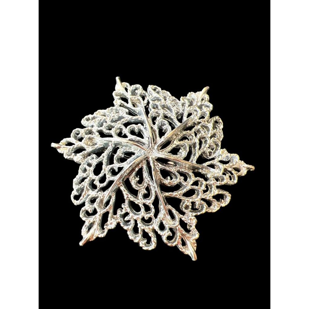 Silver Etched Star Leaf Pin Brooch